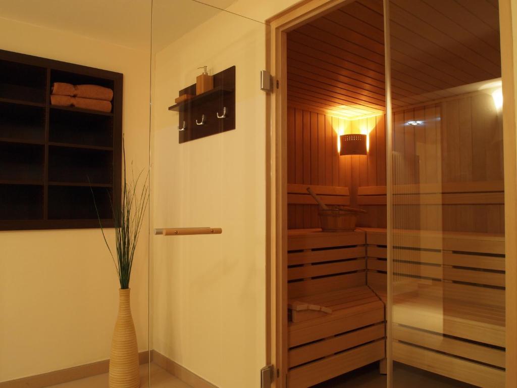 Landgasthof Hotel Hess Neuenstein  ภายนอก รูปภาพ